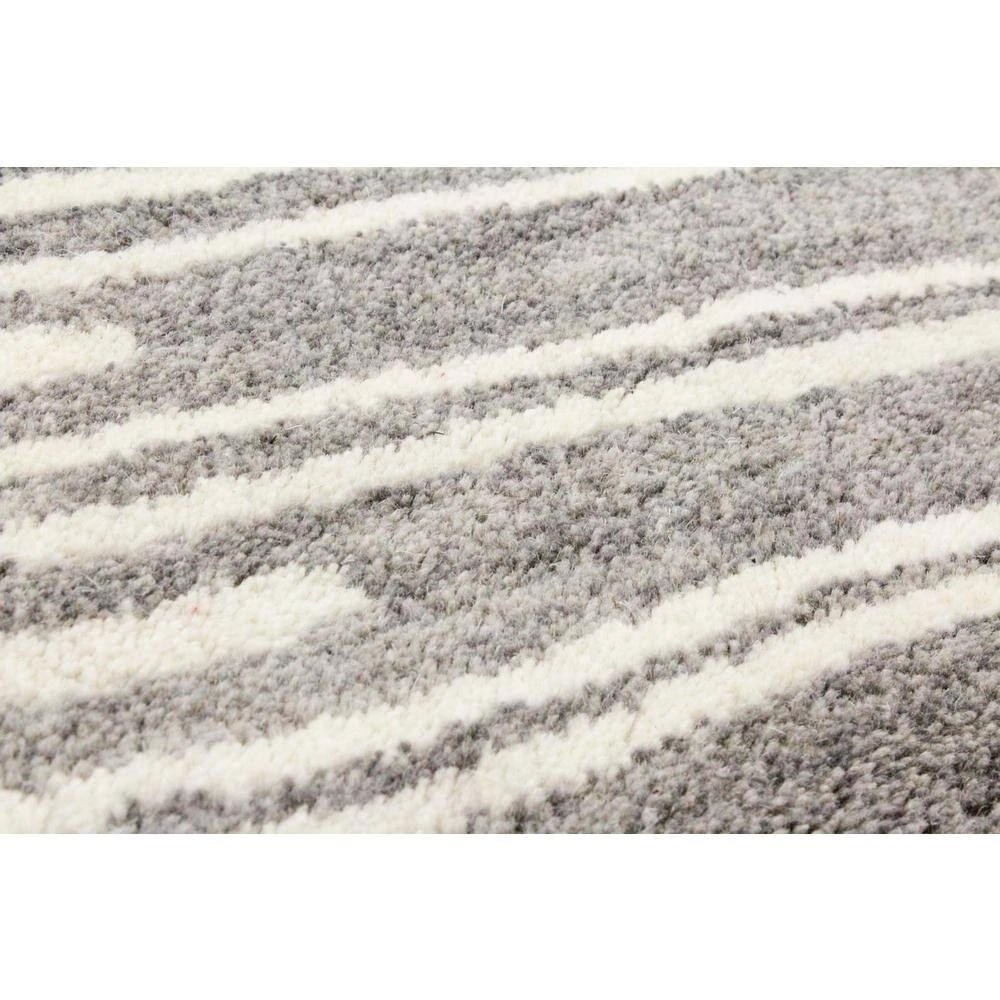 Chelsea Grey 5 ft. x 8 ft. (5' x 7'6") Striped Contemporary Area Rug by BASHIAN 5 Chelsea Grey 5 ft. x 8 ft. (5' x 7'6") Striped Contemporary Area Rug by BASHIAN - Image 5