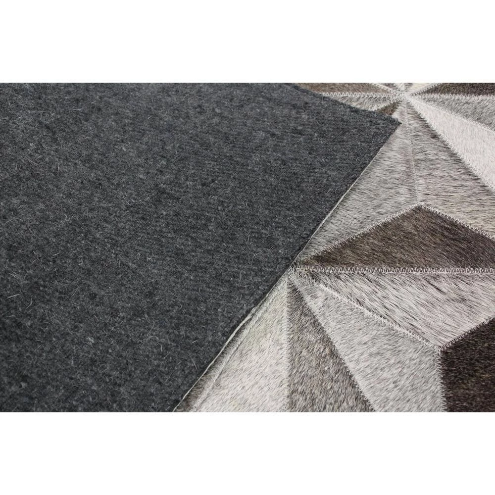 Santa Fe Grey 5 ft. x 8 ft. Geometric Contemporary Area Rug by BASHIAN 3 Santa Fe Grey 5 ft. x 8 ft. Geometric Contemporary Area Rug by BASHIAN - Image 3