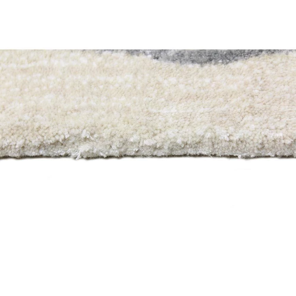 Greenwich Ivory/Blue 4 ft. x 6 ft. (3'9" x 5'9") Geometric Transitional Accent Rug by BASHIAN 5 Greenwich Ivory/Blue 4 ft. x 6 ft. (3'9" x 5'9") Geometric Transitional Accent Rug by BASHIAN - Image 5