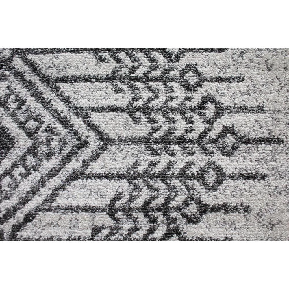 Tangier Ivory/Charcoal 4 ft. x 6 ft. (3 ft. 6 in. x 5 ft. 6 in.) Geometric Contemporary Accent Rug by BASHIAN 4 Tangier Ivory/Charcoal 4 ft. x 6 ft. (3 ft. 6 in. x 5 ft. 6 in.) Geometric Contemporary Accent Rug by BASHIAN - Image 4