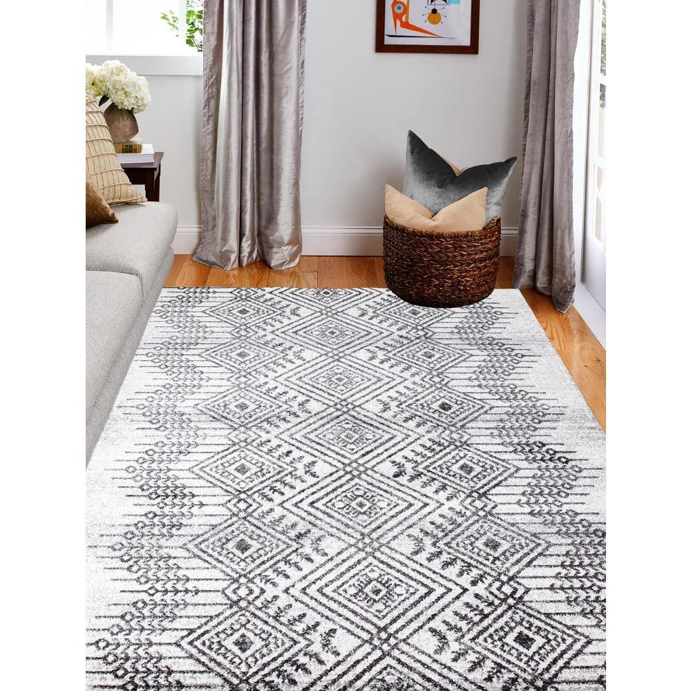 Tangier Ivory/Charcoal 4 ft. x 6 ft. (3 ft. 6 in. x 5 ft. 6 in.) Geometric Contemporary Accent Rug by BASHIAN 6 Tangier Ivory/Charcoal 4 ft. x 6 ft. (3 ft. 6 in. x 5 ft. 6 in.) Geometric Contemporary Accent Rug by BASHIAN - Image 6
