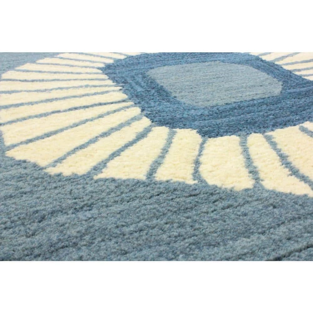 Chelsea Lt. Blue 9 ft. x 12 ft. (8'6" x 11'6") Geometric Contemporary Area Rug by BASHIAN 5 Chelsea Lt. Blue 9 ft. x 12 ft. (8'6" x 11'6") Geometric Contemporary Area Rug by BASHIAN - Image 5