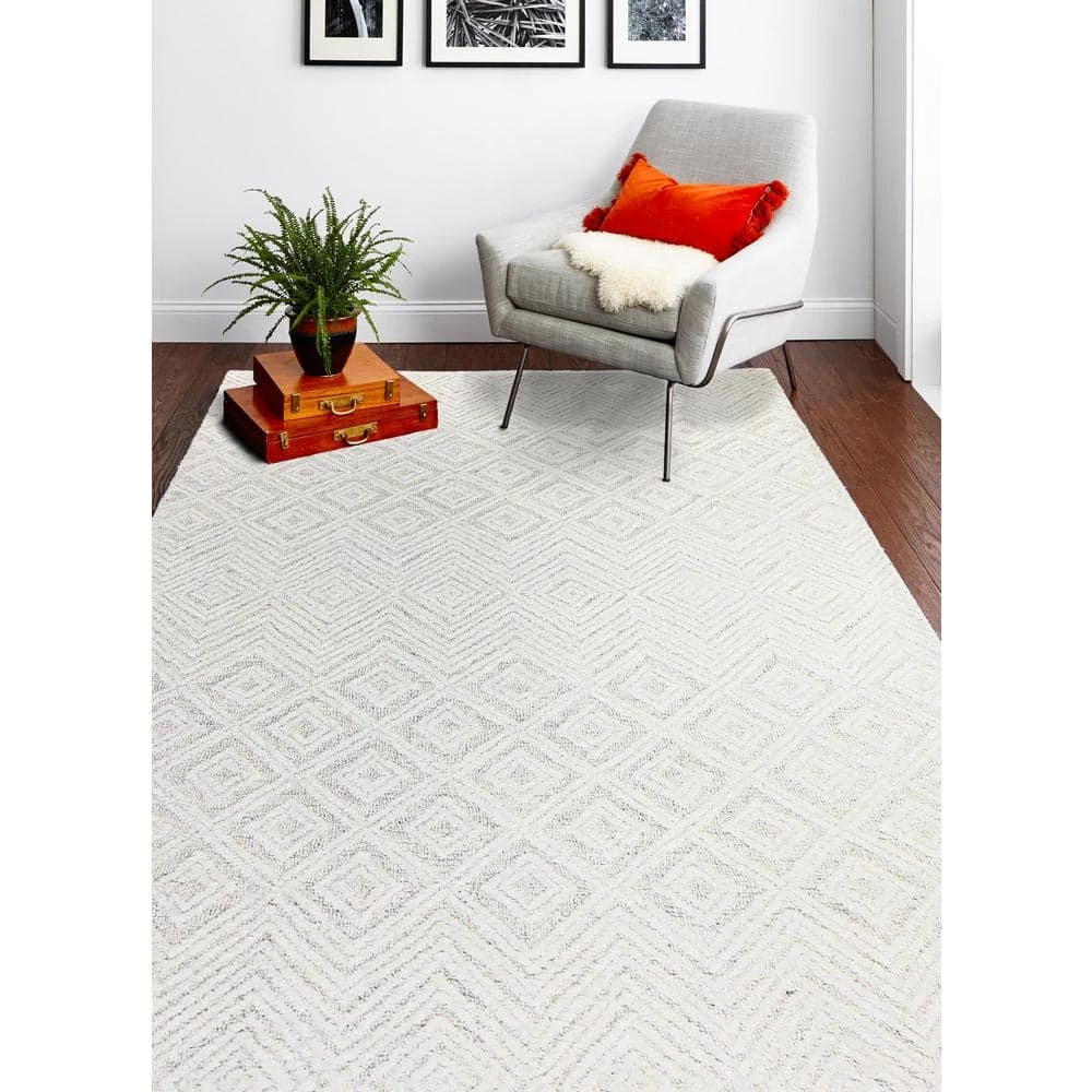 Verona White 5 ft. x 8 ft. (5' x 7'6") Geometric Transitional Area Rug by BASHIAN 6 Verona White 5 ft. x 8 ft. (5' x 7'6") Geometric Transitional Area Rug by BASHIAN - Image 6
